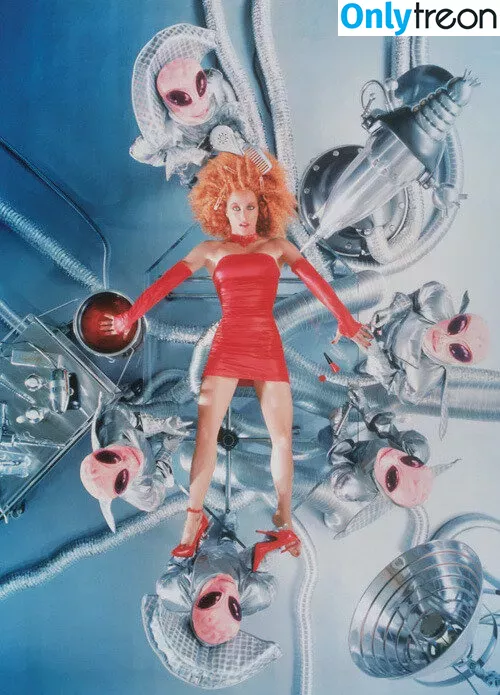 Gillian Anderson голая photo #0418 (GillianA)