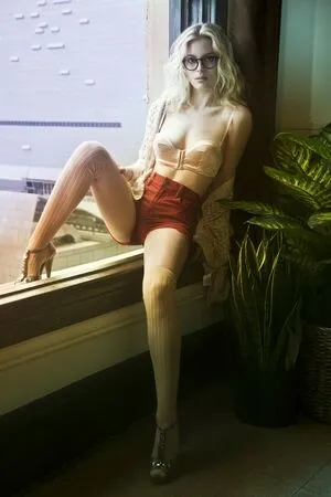 Gillian Jacobs / gillianjacobsofficial nude photo #0032
