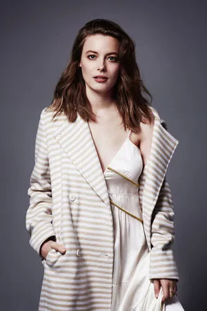 Gillian Jacobs / gillianjacobsofficial nude photo #0108