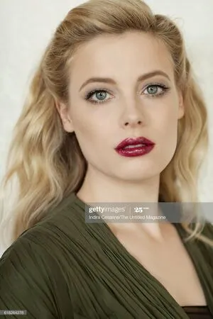 Gillian Jacobs / gillianjacobsofficial nude photo #0206