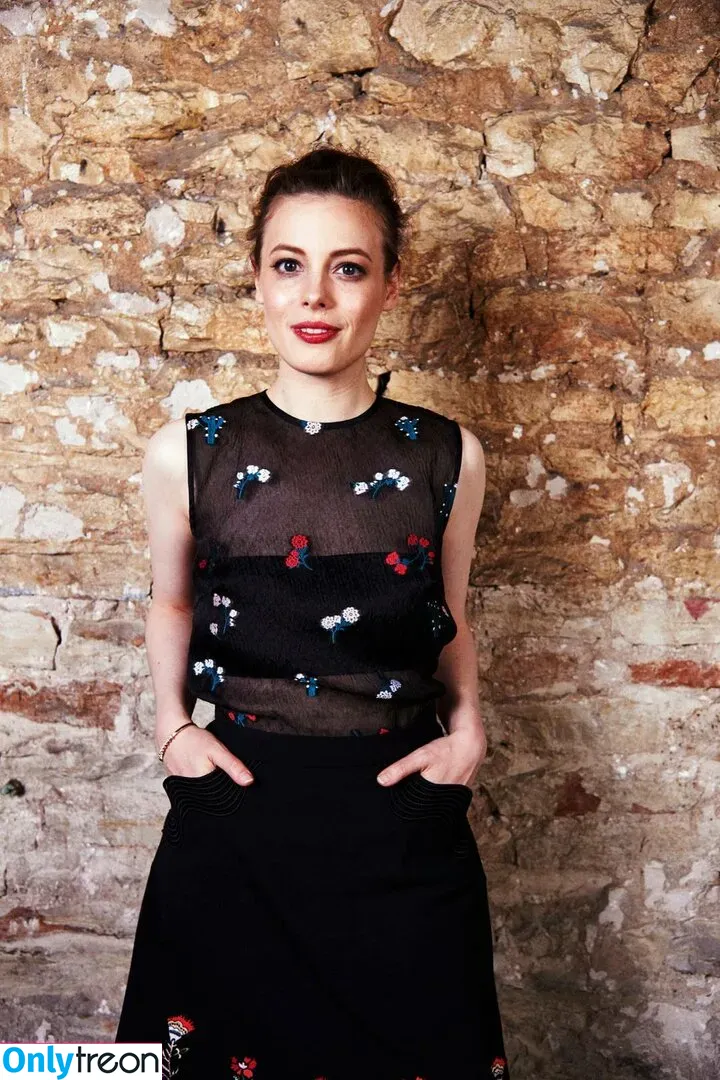 Gillian Jacobs nude photo #0188 (gillianjacobsofficial)