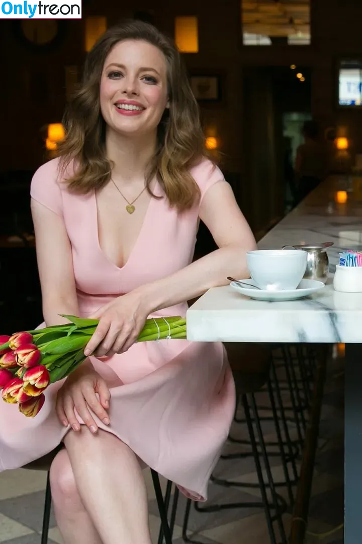 Gillian Jacobs nude photo #0196 (gillianjacobsofficial)