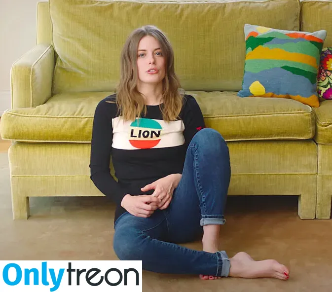 Gillian Jacobs nude photo #0199 (gillianjacobsofficial)