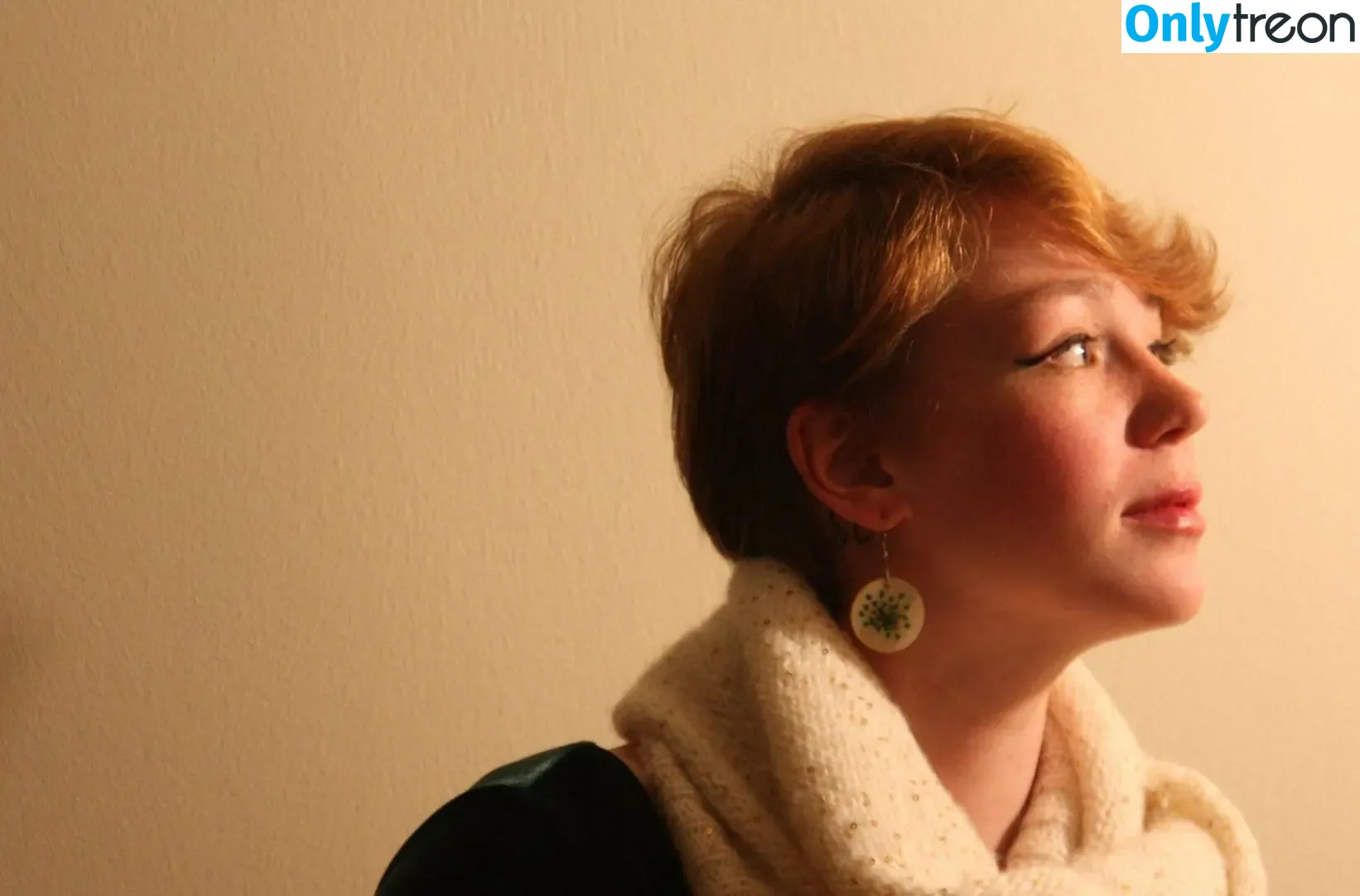 gingersnap nude photo #0001 (gingerrsnapx / sit_with_kit_)