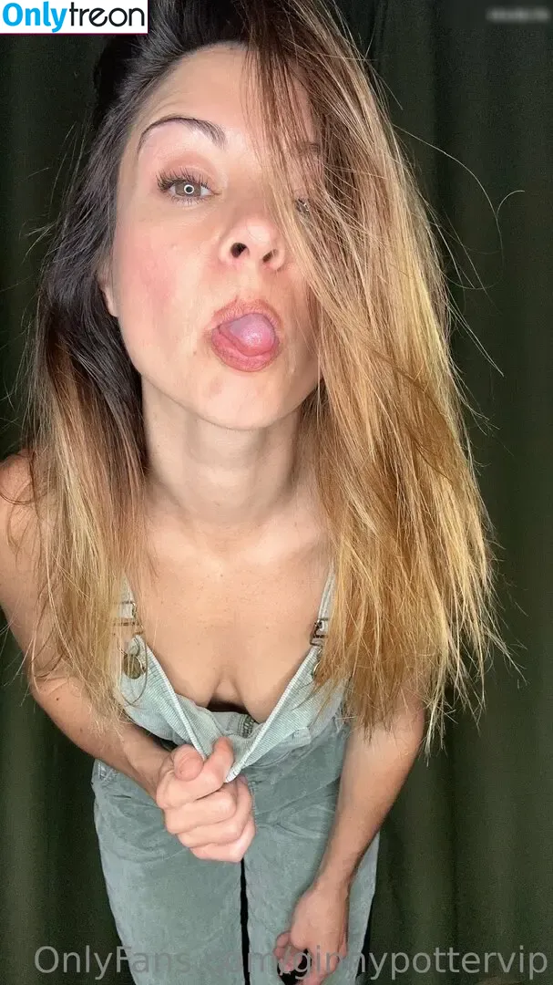 Ginny Potter nude photo #1211 (ginnypottervip / ginnytothepotter)