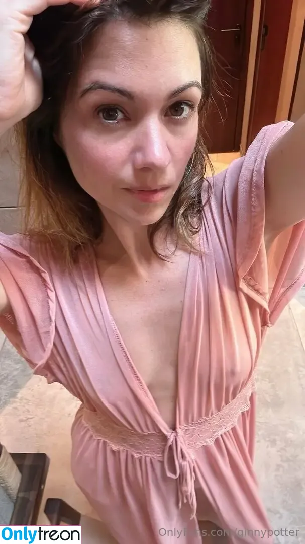 ginnypotter nude photo #0571 (ginnytothepotter)