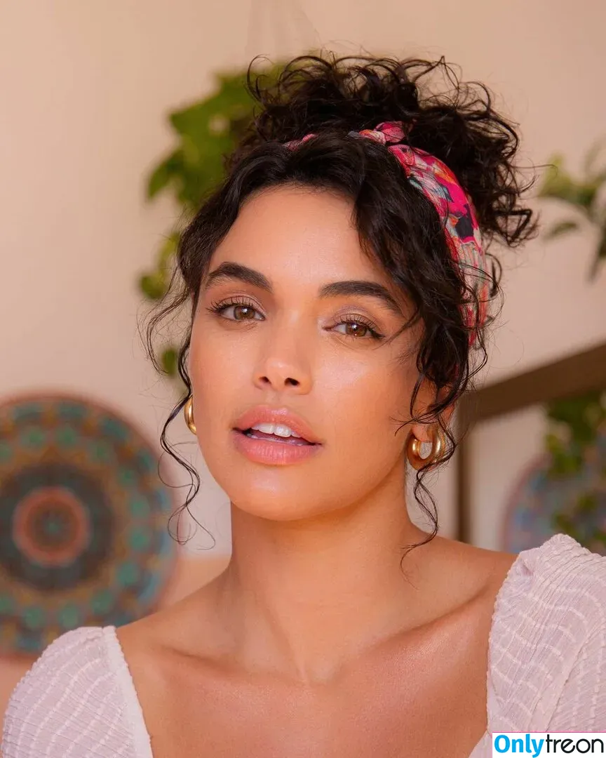 Giovana Cordeiro голая photo #0036 (cordeirogi)