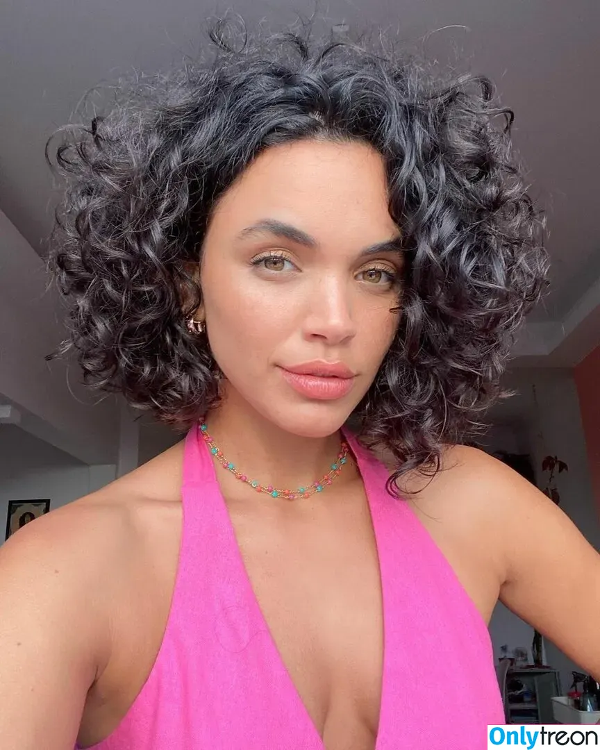 Giovana Cordeiro голая photo #0040 (cordeirogi)