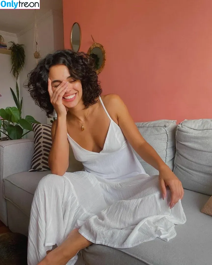Giovana Cordeiro голая photo #0048 (cordeirogi)