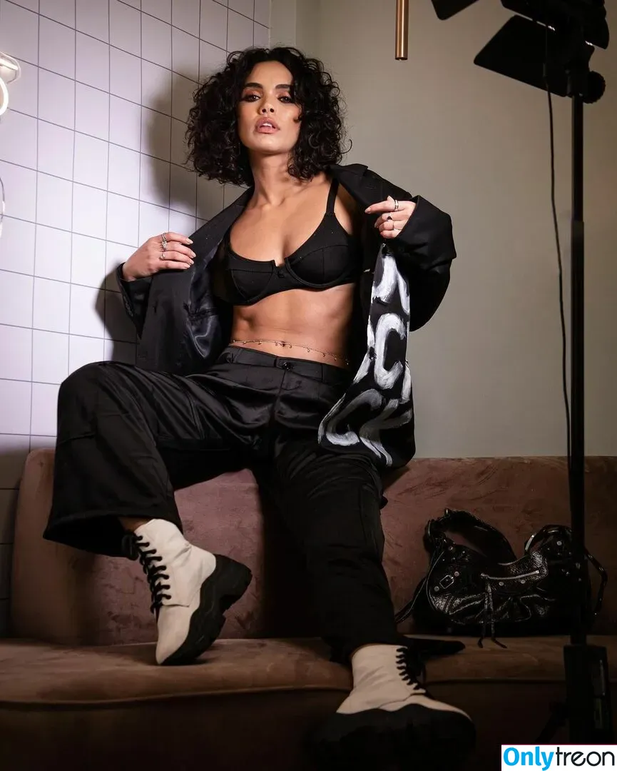Giovana Cordeiro голая photo #0051 (cordeirogi)