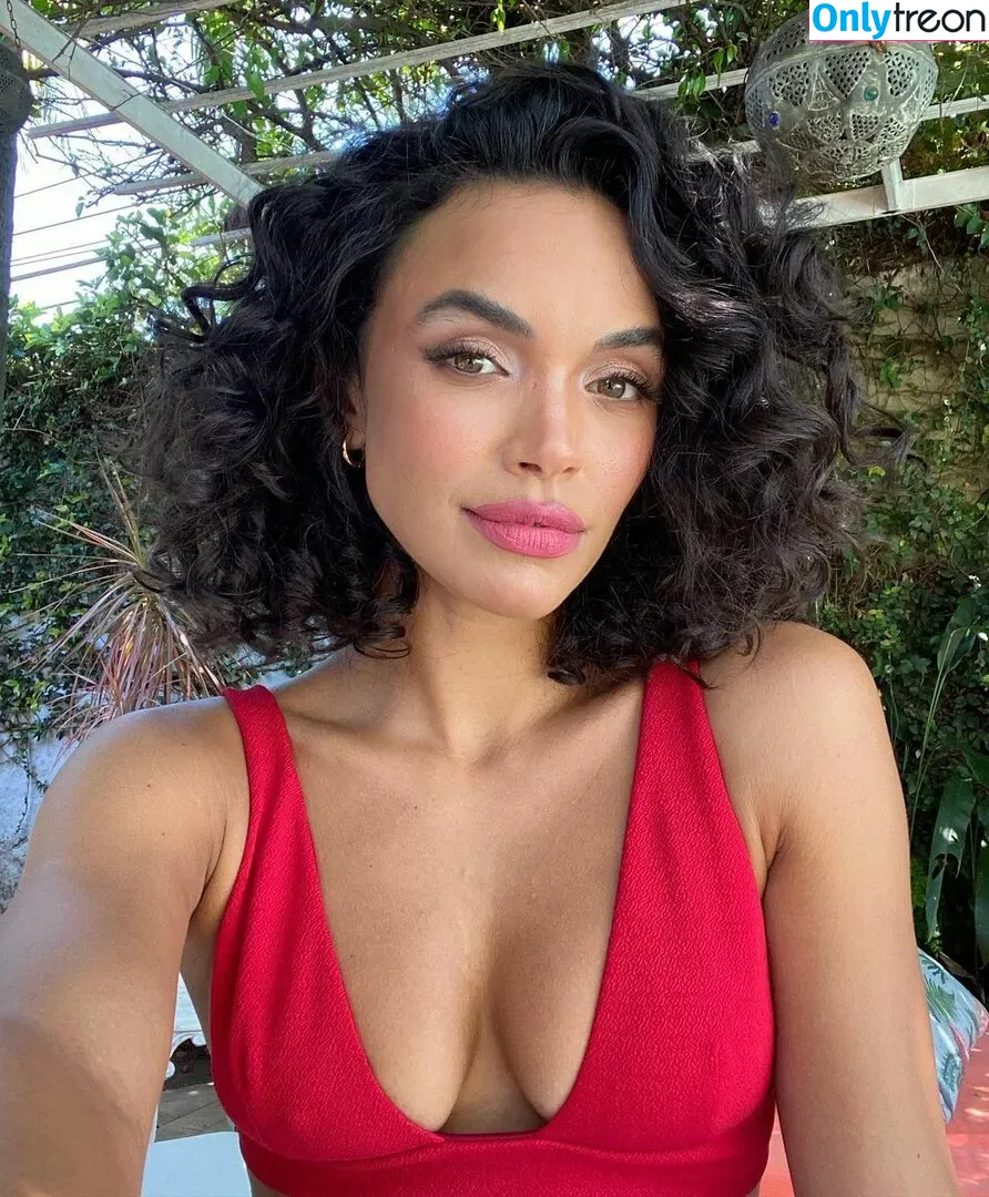 Giovana Cordeiro голая photo #0055 (cordeirogi)