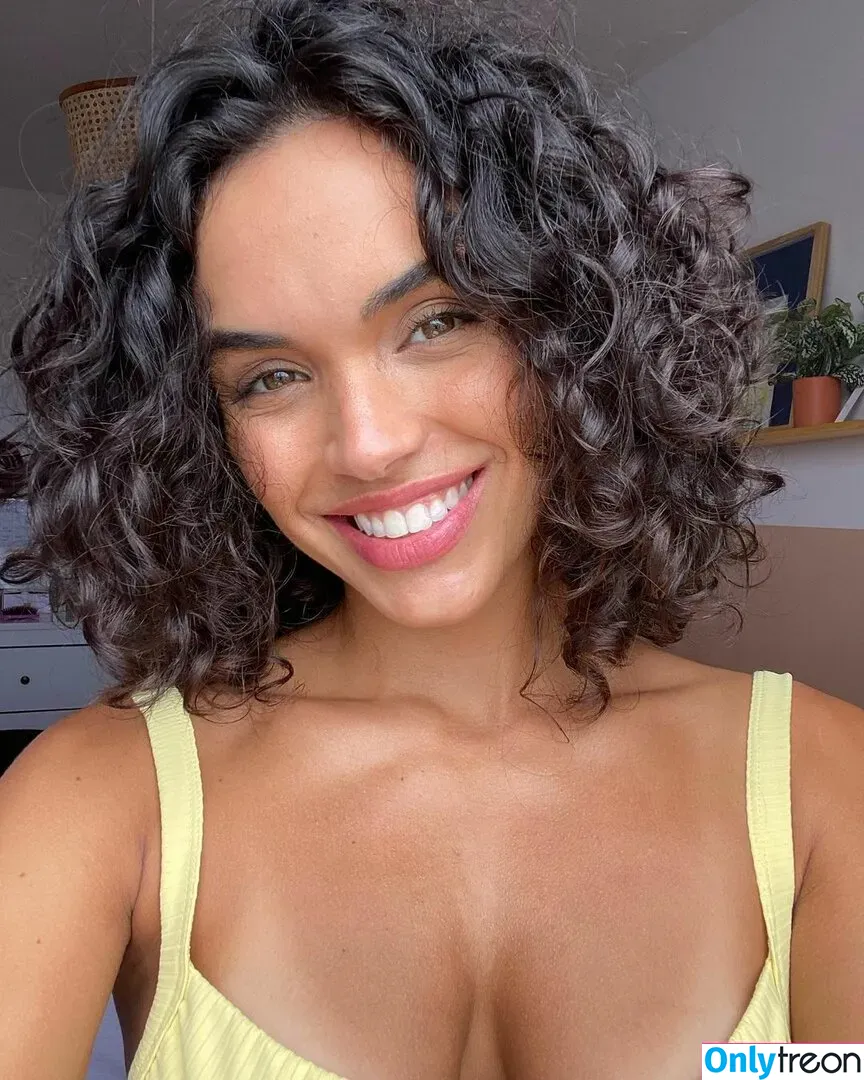 Giovana Cordeiro голая photo #0057 (cordeirogi)