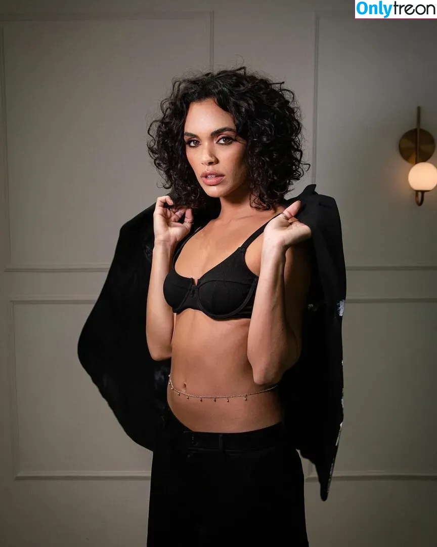 Giovana Cordeiro голая photo #0065 (cordeirogi)
