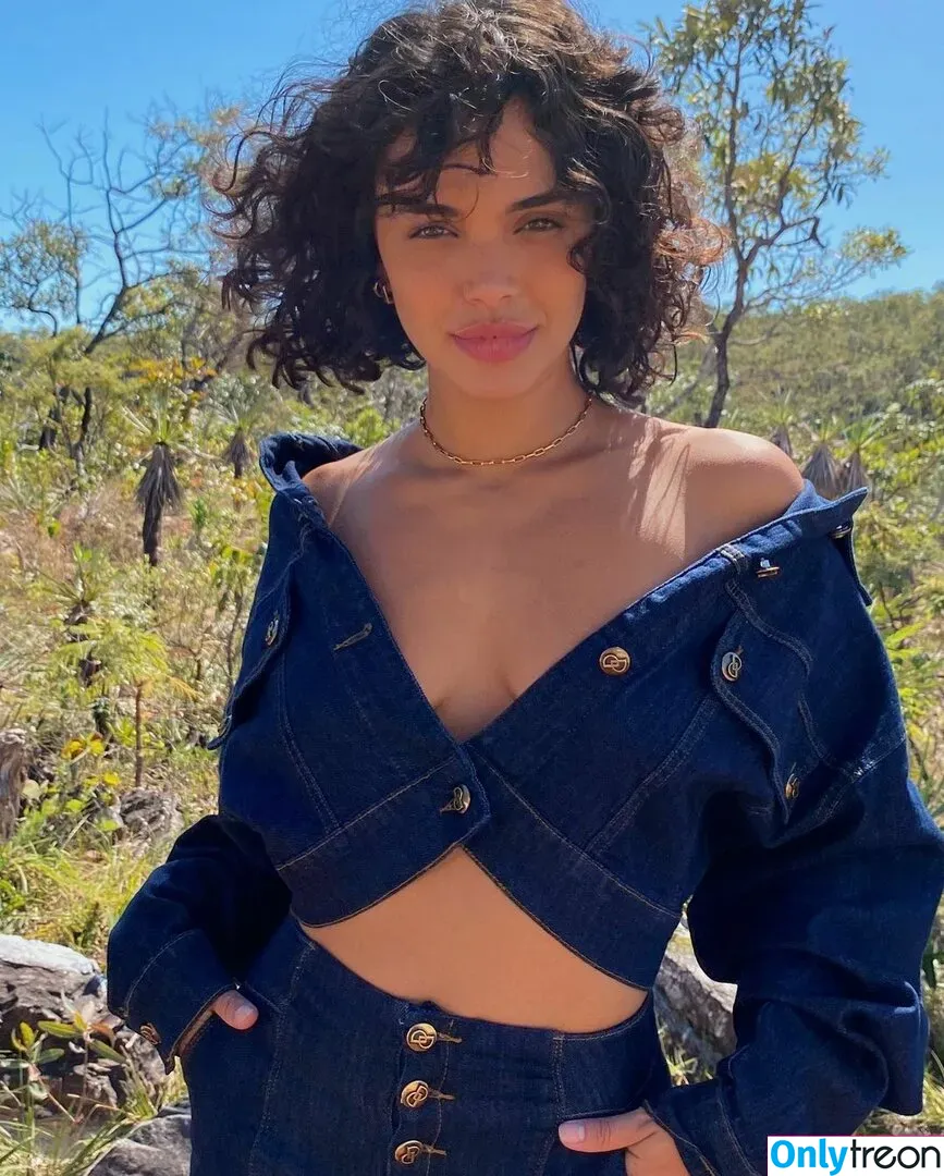 Giovana Cordeiro голая photo #0066 (cordeirogi)