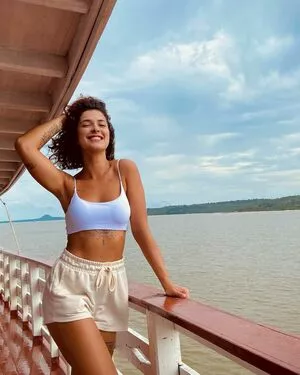 Giovana Fagundes / giovanafagundes фото голая #0059