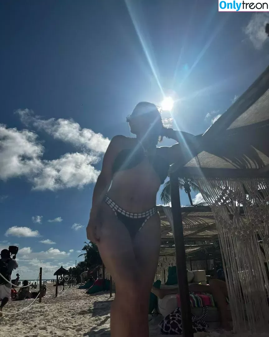 Giovanna Antonelli nude photo #0172 (giovannaantonelli)