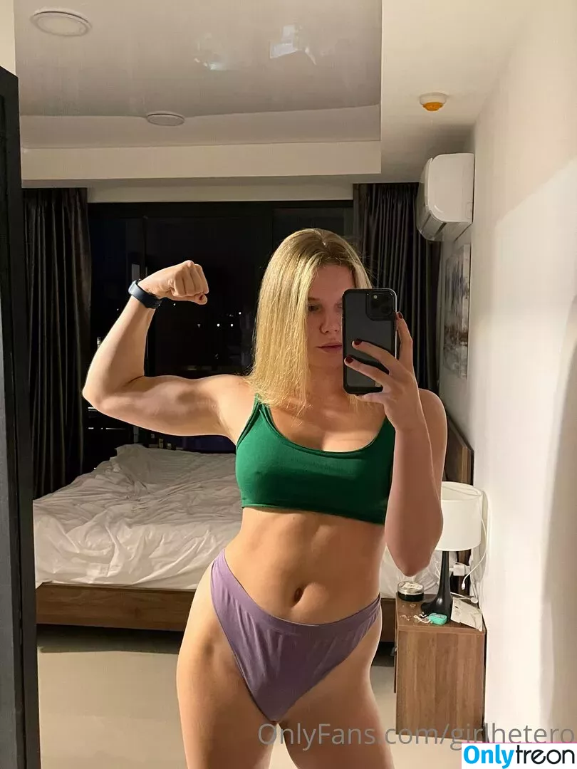 girlflexi nude photo #0026 (girlflex.x.xagain)