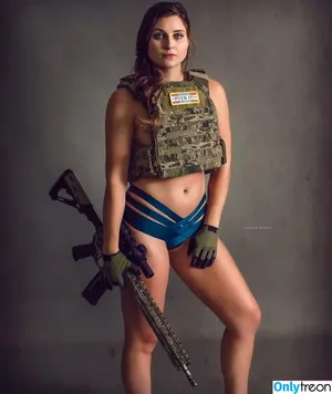 Girls With Guns / Firearms / mia.nicole.23 / wifi_diaries nude photo #0475