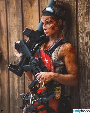 Girls With Guns / Firearms / mia.nicole.23 / wifi_diaries фото голая #0618