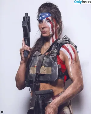 Girls With Guns / Firearms / mia.nicole.23 / wifi_diaries фото голая #0619