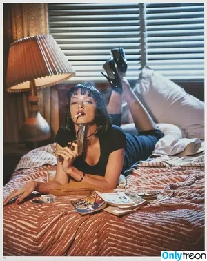 Girls With Guns / Firearms / mia.nicole.23 / wifi_diaries фото голая #0647