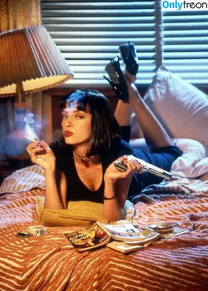 Girls With Guns / Firearms / mia.nicole.23 / wifi_diaries фото голая #0649