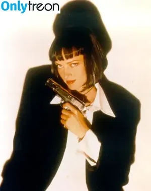 Girls With Guns / Firearms / mia.nicole.23 / wifi_diaries фото голая #0650