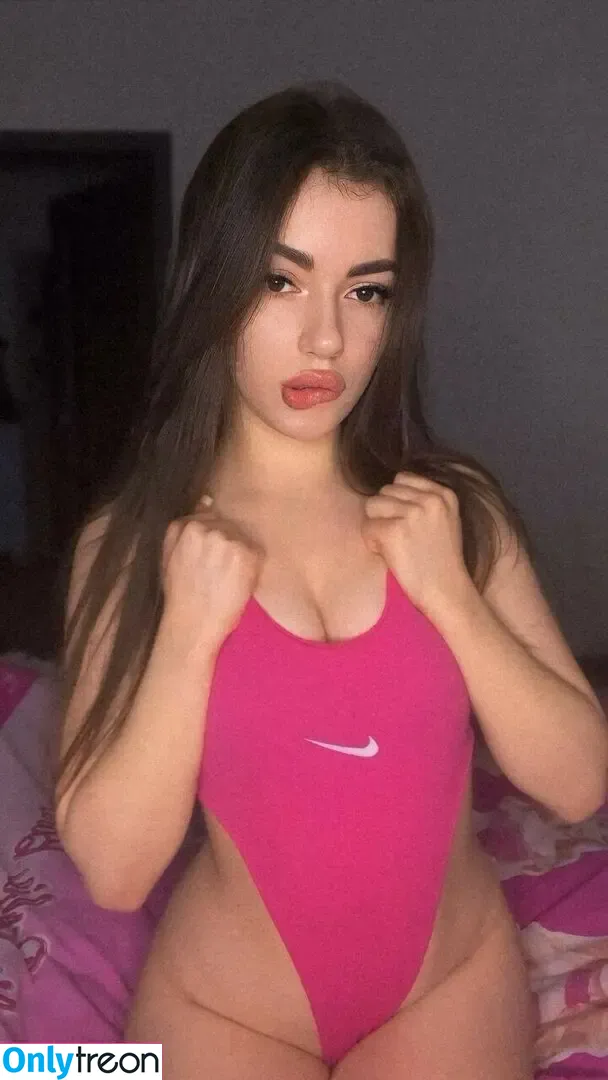 girlsoodaa nude photo #0009 (GirlSoda / yagoodaa)