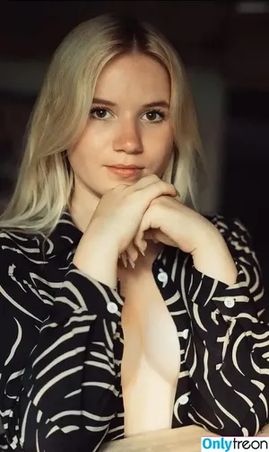  nude photo #0009