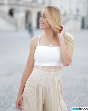 Giulia Gwinn / giuliagwinn фото голая #0096