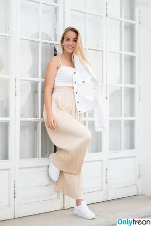 Giulia Gwinn / giuliagwinn фото голая #0099
