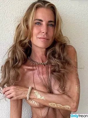Giulia Siegel / giuliasiegel nude photo #0236