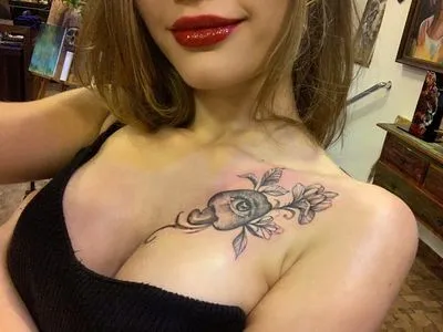 Giuliana Capitani / Caju / cajucapitani фото голая #0011