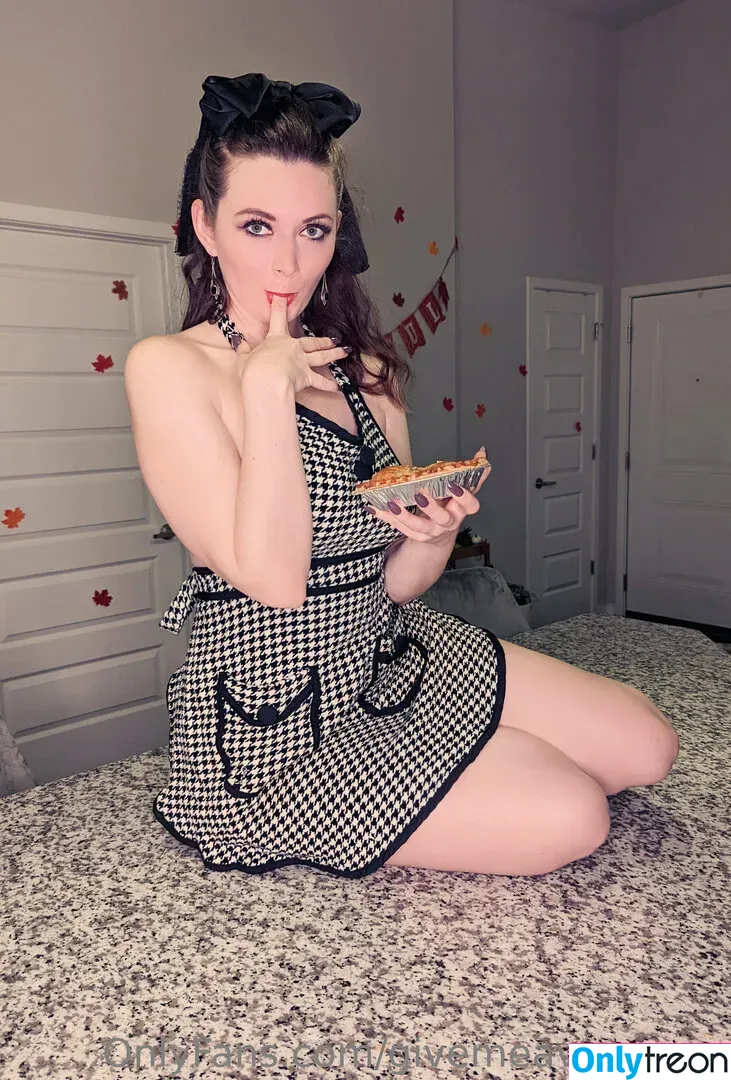 givemeavamoore голая photo #0101 (givemeavamoore)