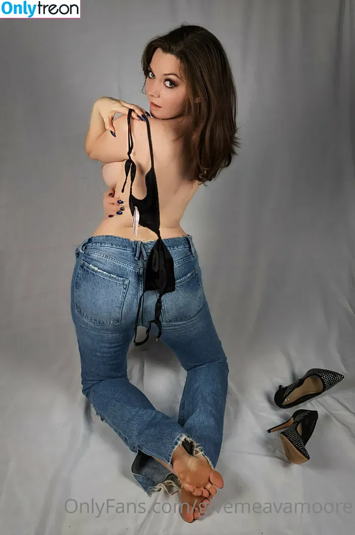 givemeavamoore nude photo #0164 (givemeavamoore)