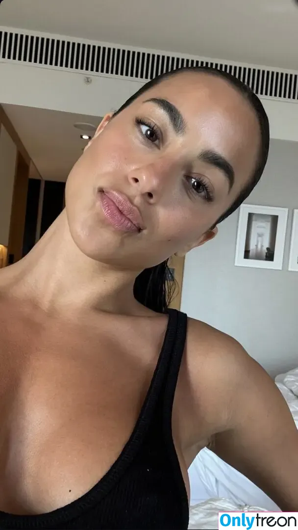 Gizem Emre nude photo #0131 (gizem_xe)