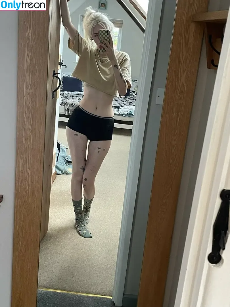 Gizmoer nude photo #0070 (Hellsantics)