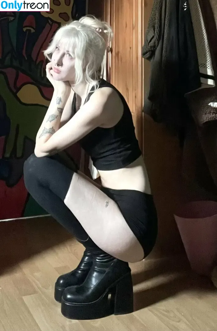 Gizmoer nude photo #0080 (Hellsantics)