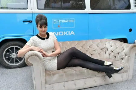 Gizzi Erskine / gizzierskine фото голая #0031