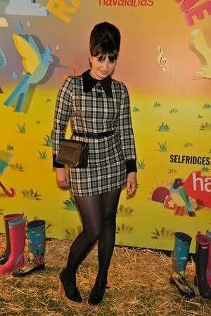 Gizzi Erskine / gizzierskine фото голая #0051