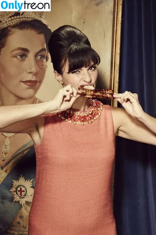 Gizzi Erskine голая photo #0062 (gizzierskine)