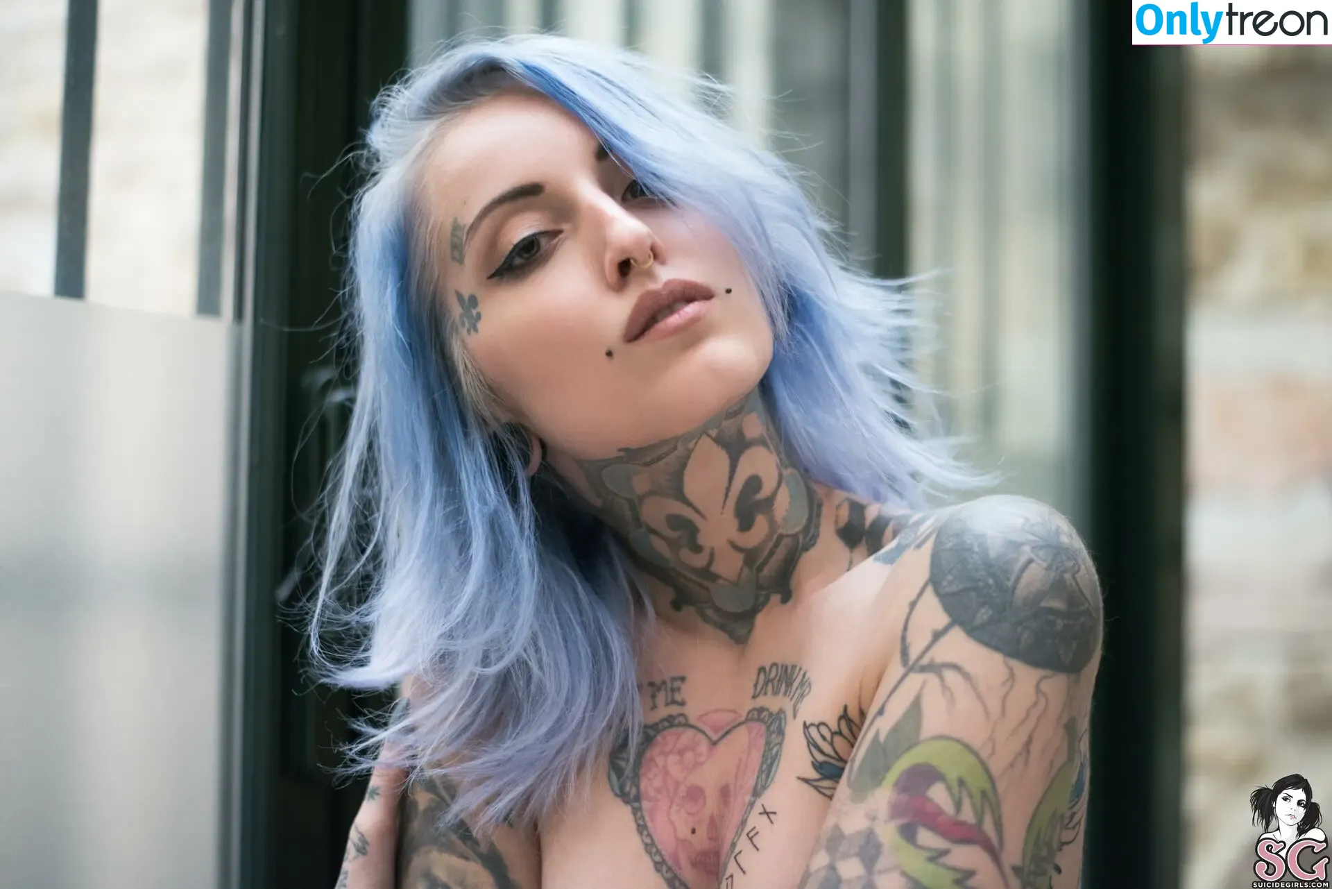 gladycesuicide голая photo #0946 (Gladyce / gladycefavour)