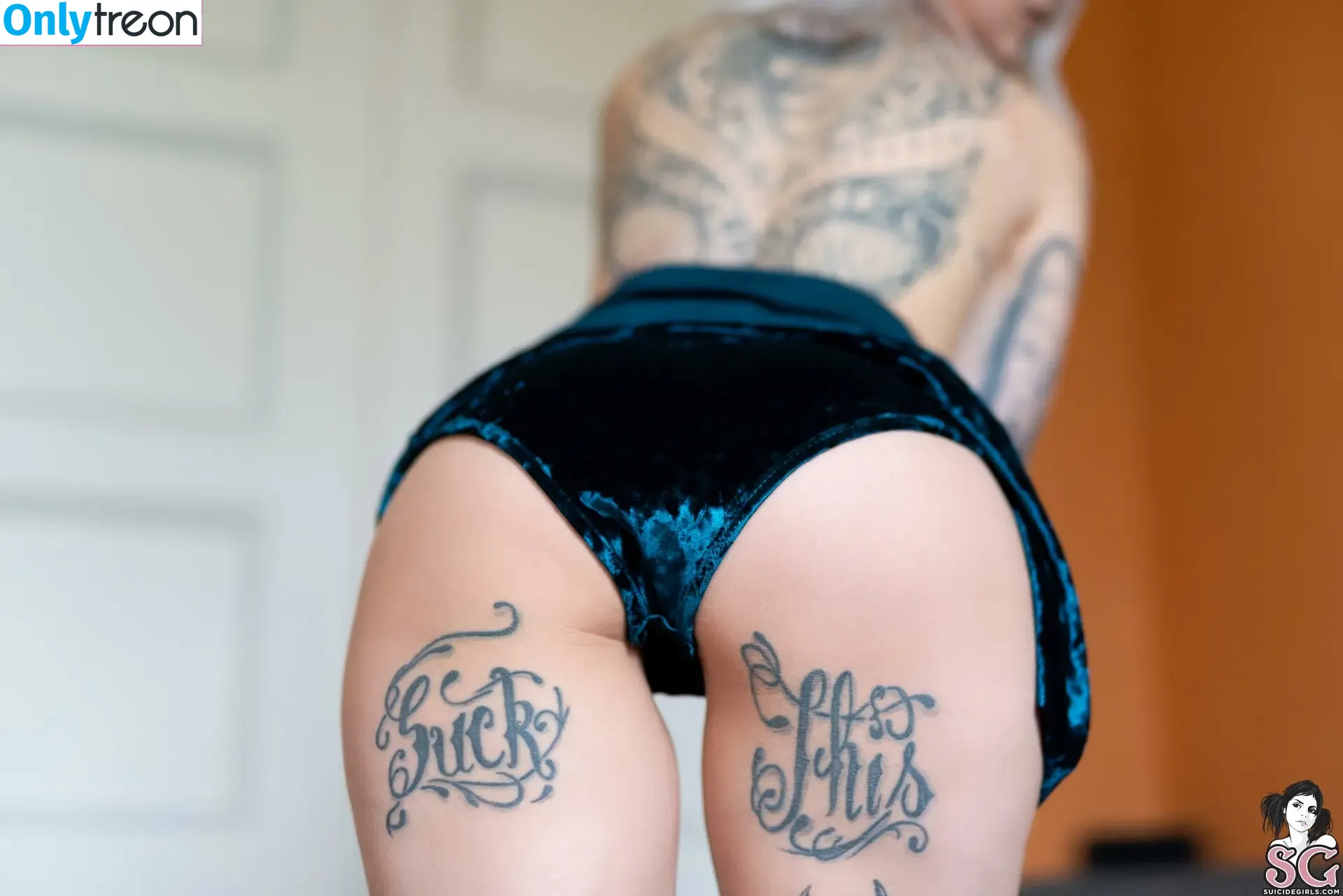 gladycesuicide голая photo #1057 (Gladyce / gladycefavour)