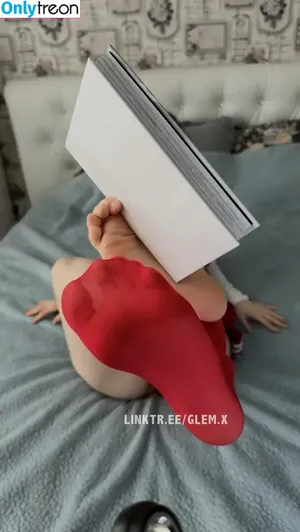glemfeetx / glem.x / glem_xx nude photo #0077