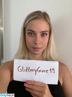 GlitteryGrace19 / Emmy Blum / emmy.blum / guiltywerewolf nude photo #0003