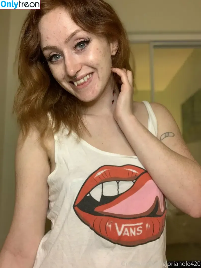 gloriahole420 голая photo #0001 (missgloriahole)