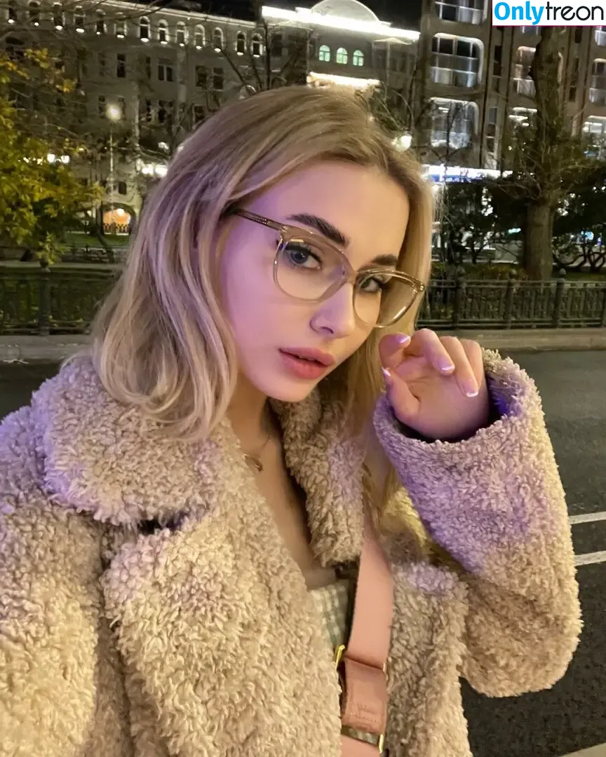 GloriaMatvien nude photo #0014 (GloriaMatvien)