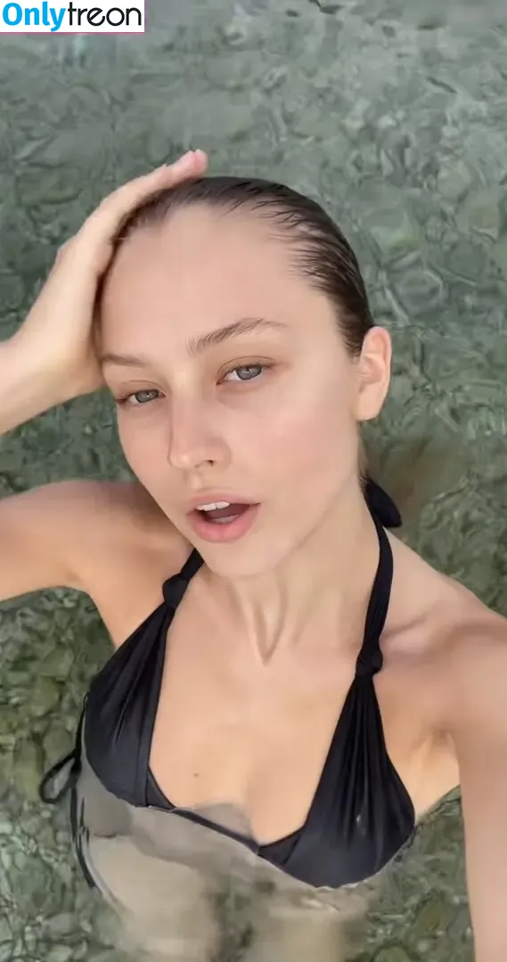 Glosiekk nude photo #0030 (Glosiekk)