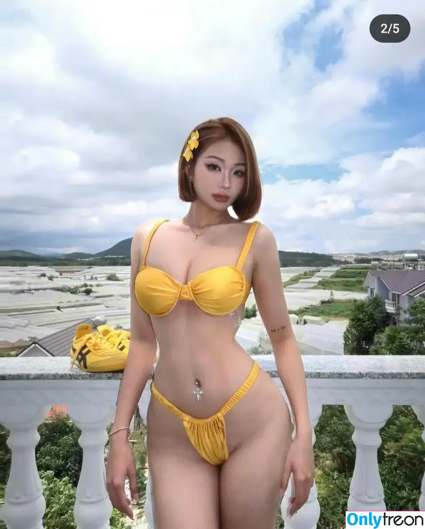 gne.hanis_ nude photo #0028 (gne.hanis__)