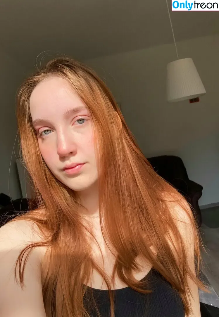 Goddess Anya nude photo #0030 (Anye Feet / aanyafeat / goddess_aanya)